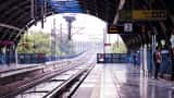 Delhi Metro Tips and Tricks know which coach is metro train is empty which is full dmrc useful rules
