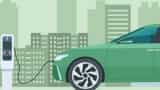 EV Penetration बढ़ाने पर सरकार का फोकस, 2030 तक इतना हो जाएगा मार्केट शेयर NITI Aayog Launches Report Unlocking 200 dollar Billion opportunity Electric Vehicles in India