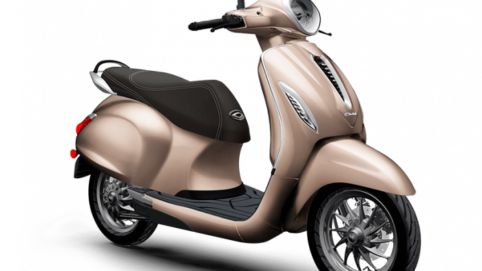 Sasta aur tikau Electric Scooter in India : Bajaj Chetak Electric Scooter in Auto Market price hike, Booking amount Features and Mileage