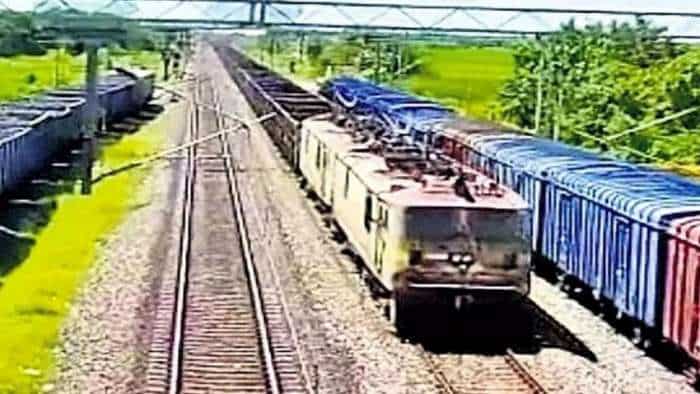 Railways made 'Trishul' by combining 3 goods trains, both time and cost will be saved