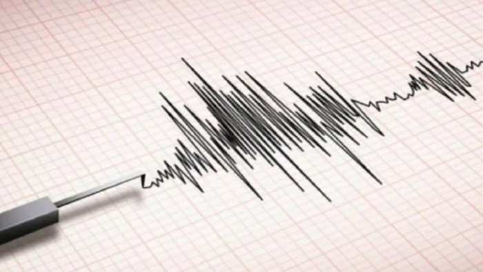 जम्मू-कश्मीर, दिल्ली NCR समेत कई इलाकों में भूकंप के झटके, रिएक्टर स्केल पर मापी गई 5.7 तीव्रता