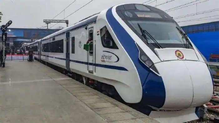 आज से इस स्टेशन पर रुकेगी मुंबई सेंट्रल-गांधीनगर कैपिटल Vande Bharat Express Train, यहां देखें नया टाइम टेबल