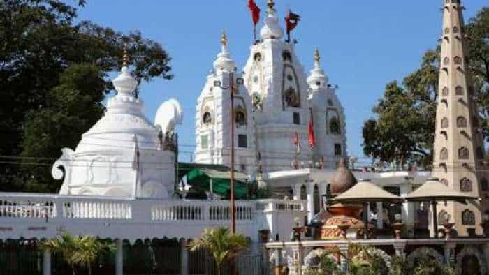 Indore Khajrana Ganesh Temple 69 50 square feet shop 30 year lease bidder bids Rs 1 72 crore to sell puja material