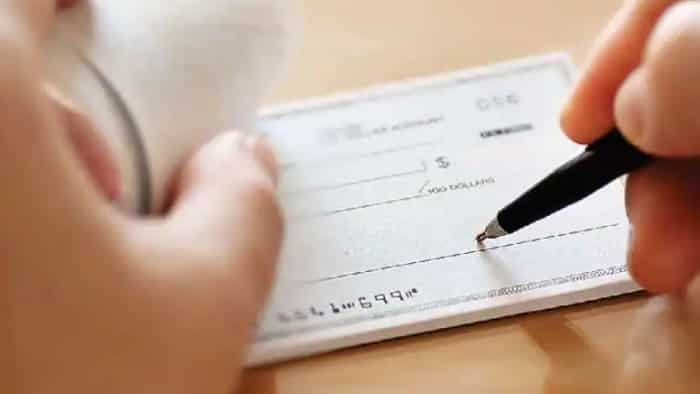 Cheque Bounce is punishable crime according to Negotiable Instrument Act 1881 know rules of indian law