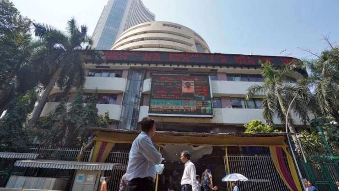 Stock Market Live updates on 1 November 2022 sensex nifty latest movements 