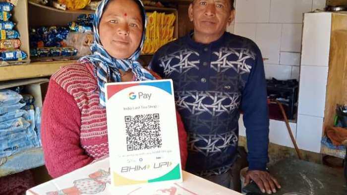 anand mahindra praise upi digital payment shared india last village photo