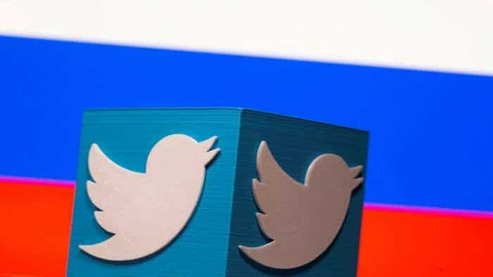 Twitter's global market share rises 55.8 percent since Elon Musk takes over the company, while Facebook slips