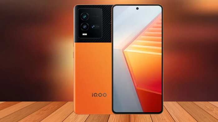 iQoo 11 pro upcoming Smartphone launch in India comes with 15 min full charge and 4700 mah battery check features and specifications