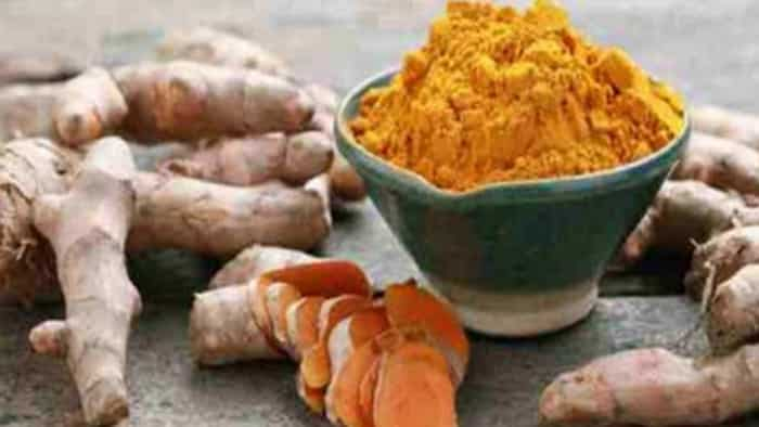 Raw Turmeric Benefits for all problems viral infection cough and lung problems in winter know tremendous benefits