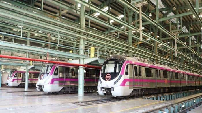 Delhi MCD Election 2022 Delhi Metro announces revised timings for trains due to elections check Delhi Metro timings starting time Delhi MCD Election 2022 Result Date