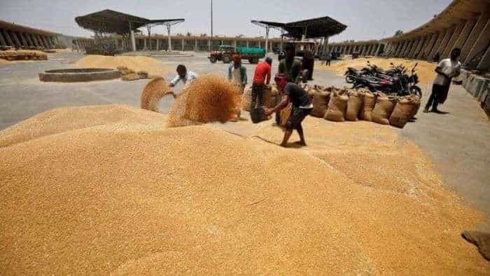 Government All India average wholesale prices of wheat up 22 percent so far this year