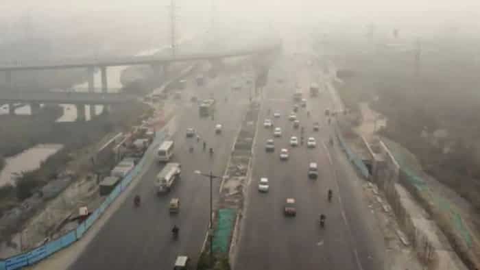 Centre for Science and Environment CSE report says delhi was the least polluted in 8 years during October November