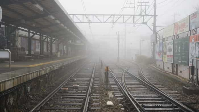 indian railways train cancelled due to fog follow steps to get train Ticket Refund irctc online how to get ticket refund