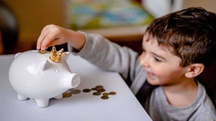 Teach Your Child About Financial Independence, these hdfc life Financially Independent tips could help to develop 