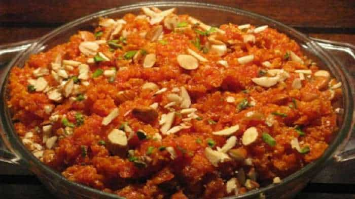 Winter Special Foods Best Indian meals to try this winter Sarson ka Saag Rogan Josh Gajar halwa Panjiri Gond ka Laddoo Undhiyu