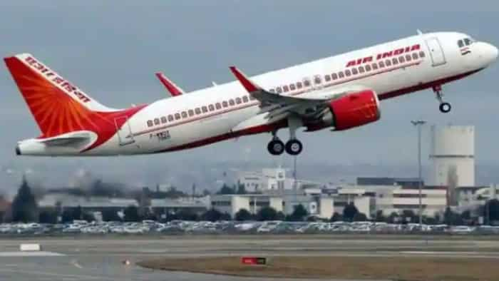 air india flight urination incident delhi police arrested shankar mishra from bengaluru who urinated on old woman