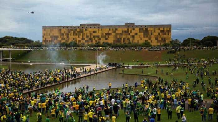 Brazil Riots Pro Jair Bolsonaro rioters storm Brazil's president house parliament top government offices against Lula da Silva 