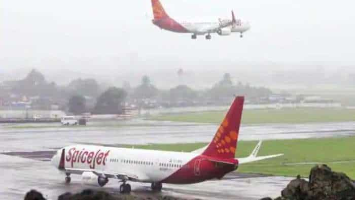 SpiceJet Airlines passengers staff engage in heated arguments over Patna flight delay at delhi airport know details inside