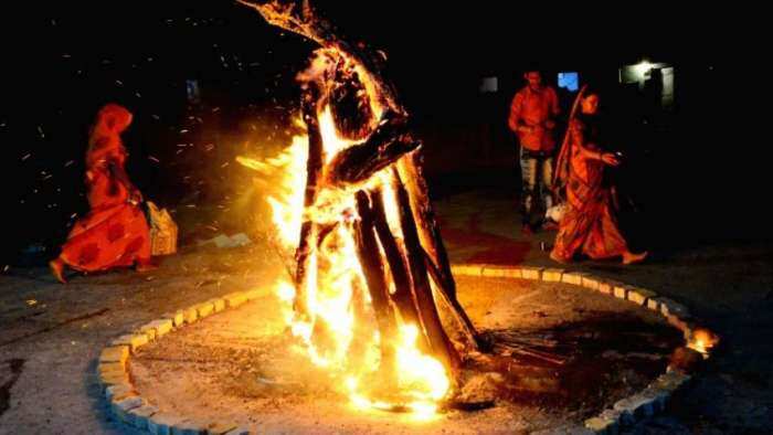 Holi 2023 easy rituals totake of hokia dahan shubh muhurat hioli holika dahan know all tips here