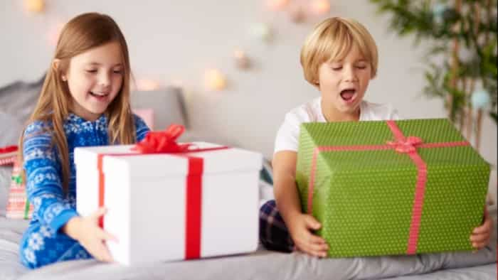 best investment schemes for children give these financial gifts to your children on their birthday to make their future bright 