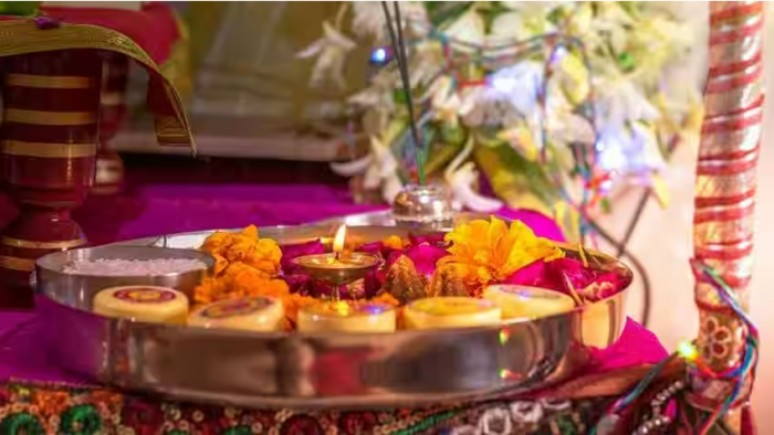 Amalaki Ekadashi 2023 shubh muhurat puja vidhi tithi rangbhari ekadashi vrat all details here