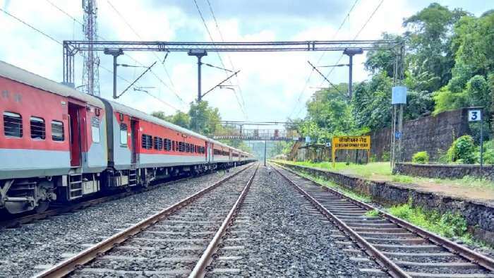 Maharashtra will soon get a new railway station due to the decision of bombay high court the crowd of passengers will reduce at Thane and Mulund