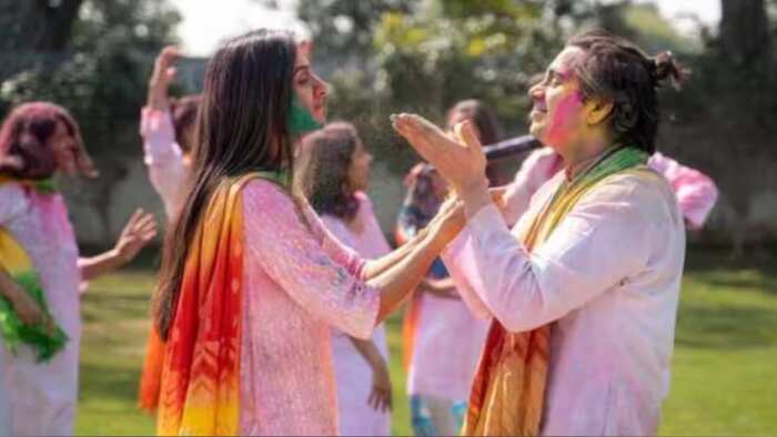 Holi 2023 Skin care tips after playing holi homemade packs which can protect your skin from side effects of colours