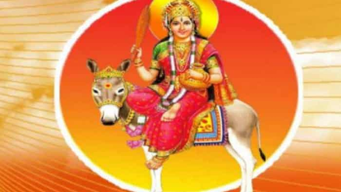 Basoda 2023 who is devi Shitala why is stale food offered to Mata Sheetla as bhog know skanda purana katha and scientific reason