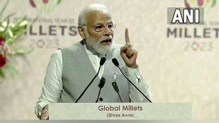 PM Narendra Modi Inaugurates Global Millets Conference Says two and half crore indian farmer will get benefit