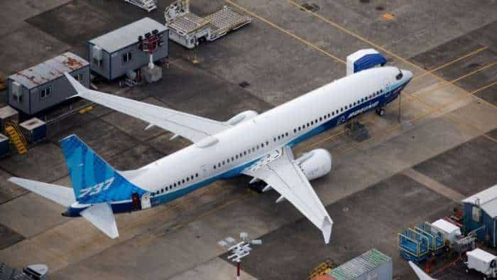 Pilots Vacancy in India may require 31000 pilots in next 20 years Boeing air india indigo flight order