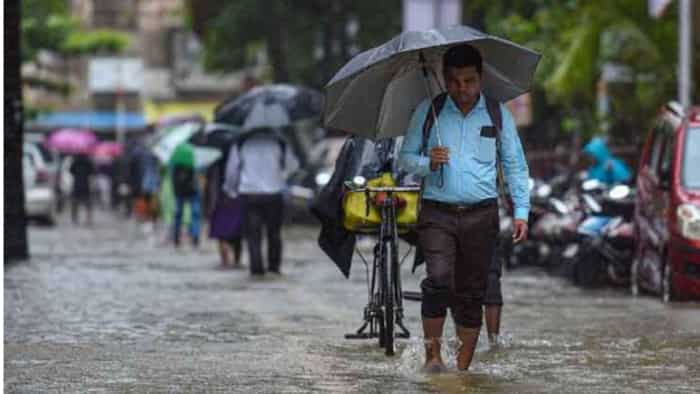 How does Meteorological Department predict weather forecast and try to know where it will rain and where will be hot