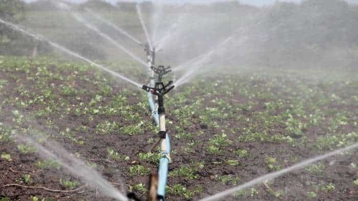 Bihar sarkar giving 90 percent subsidy on drip and sprinkler technique to farmers check details