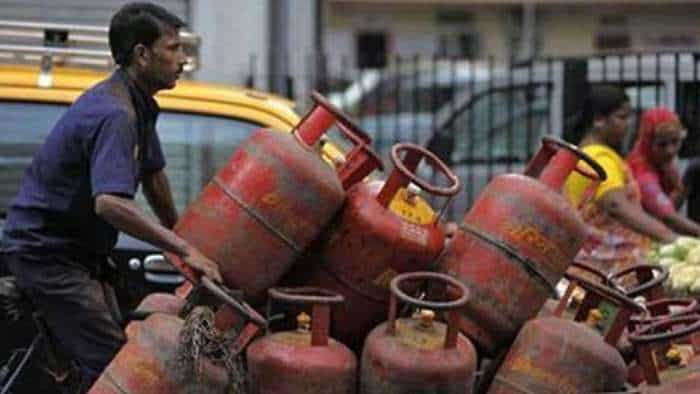 LPG Connections double during PM Narendra Modi tenure PMUY connections reached to 9.58 crores