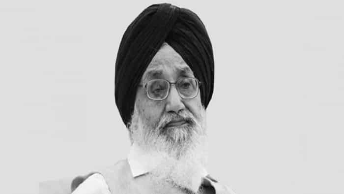 former cm of punjab parkash singh badal death updates last darshan antim yatra cremation in badal village 