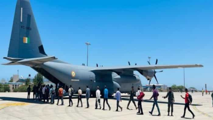 Operation Kaveri 18th batch of 135 Indians reached Jeddah to return to India from sudan