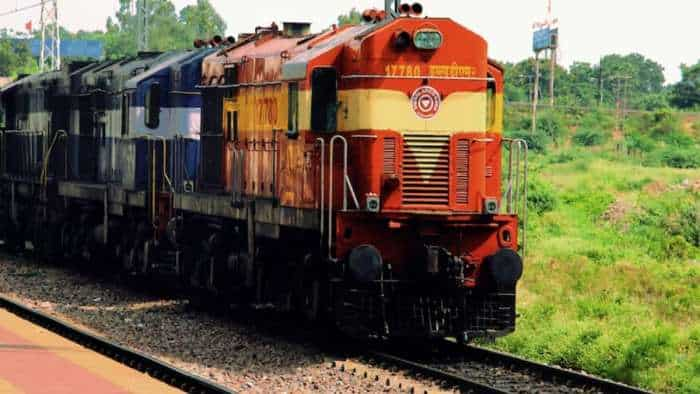 West Bengal train effected Today same technical Issue in signaling system 