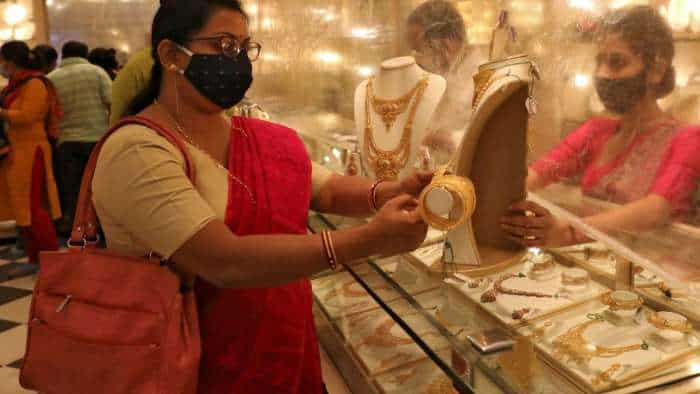 Gold Price Today on 24th May aaj Sone ka Bhaav MCX Gold Silver Prices rise due to global cues check latest price 