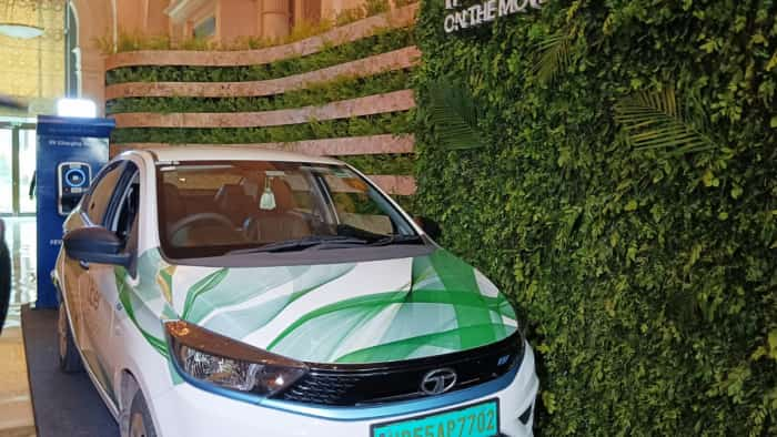 uber launches uber green service from june 1 2023 in india now book your ride with less pollution