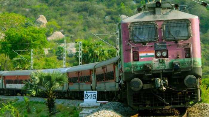 Indian Railways Train Cancel List few train cancel in gujarat see full list train time table here