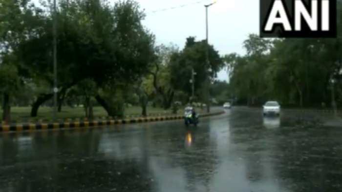 Delhi-NCR Weather Update delhi witnesses rainfall and thunderstorm flights affected due to bad weather IMD latest update on weather forecast