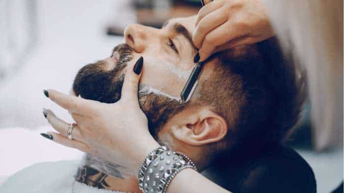 VLCC to acquire mens grooming brand Ustraa, know why this deal is happening