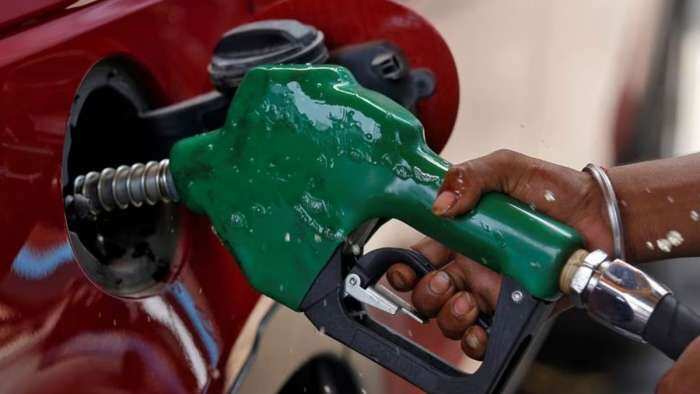 Oil marketing companies may cut Petrol Diesel Prices by 4 to 5 rupees states elections  