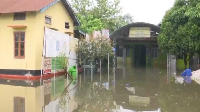 assam flood made situation worst affected 4.89 lakh people in danger know real reason