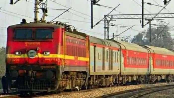 Indian Railways Job Vacancy RTI show 2.74 lakh post vacant in Indian Railways see details inside