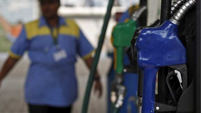 petrol diesel price on 3 july 2023 in delhi mumbai chennai kolkata and your cities petrol diesel price latest update