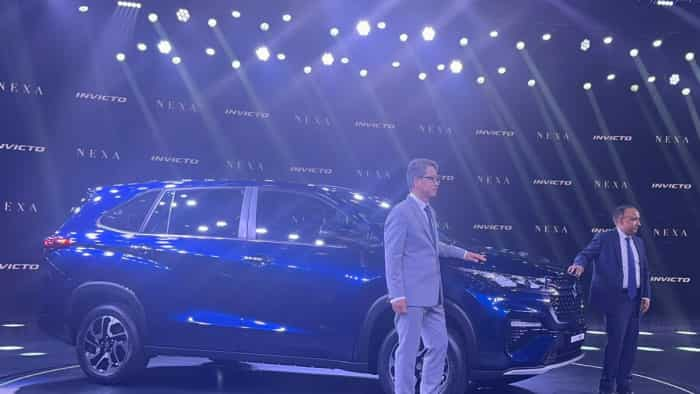 maruti invicto live updates maruti first premium mpv launch today will be different from hycross check features specifications and price