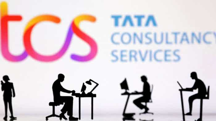 TCS Q1 Results Preview PAT revenue margin EBIT dividend News in FY24 Q1