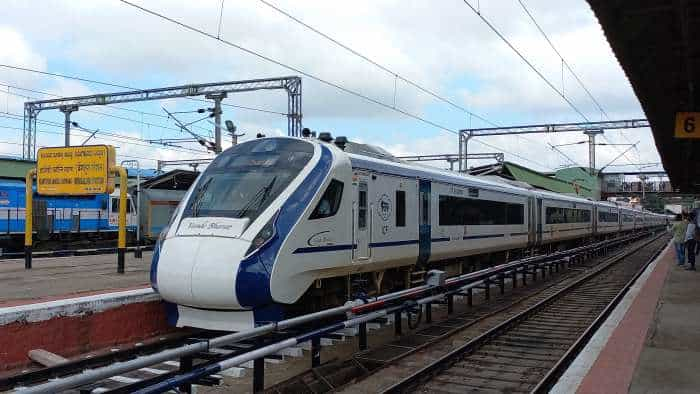 yamuna bank metro station opened today decision came after yamuna river water level reduced