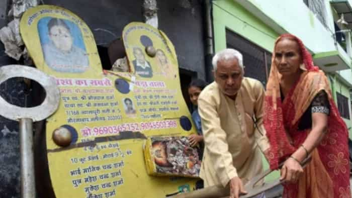 Ayodhya Ram Mandir a locksmith named satya prakash verma makes a lock for ram mandir of 400 kg know details