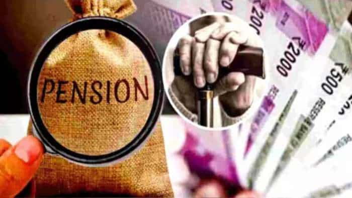 Government employees union do rally in Delhi on August 10 to restore the old pension scheme